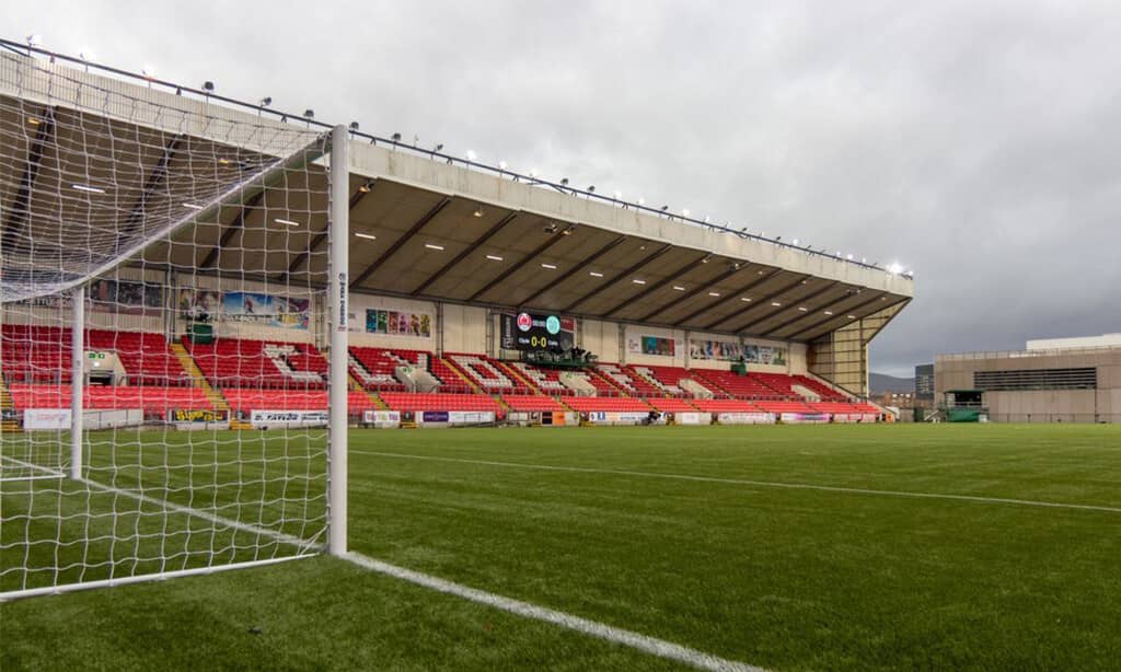 Clyde-FC-Stadion-01